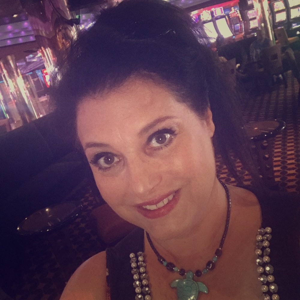 Meet your Posher, Angie